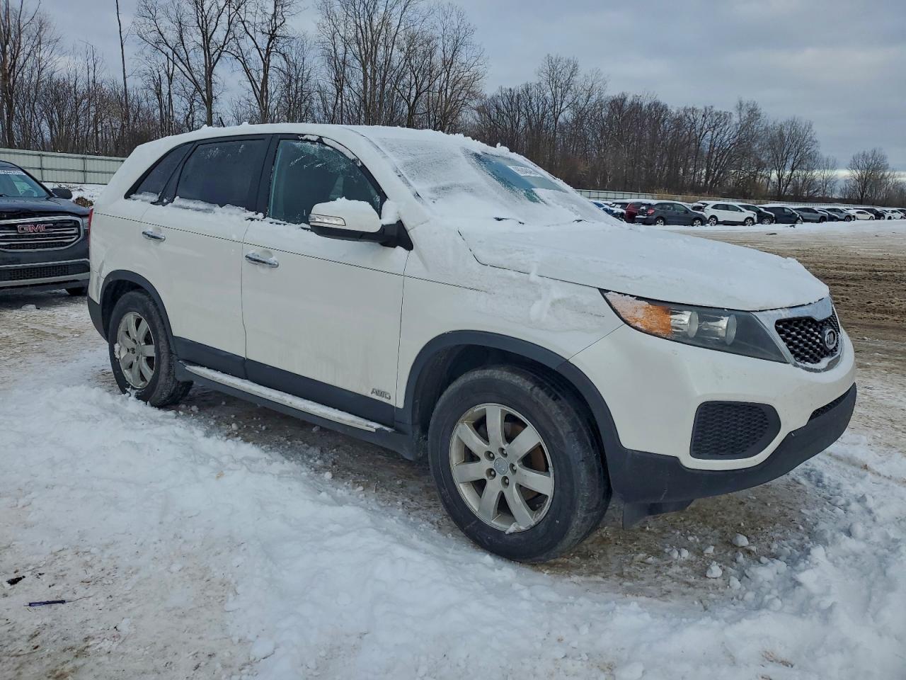 2013 KIA SORENTO LX photo 4