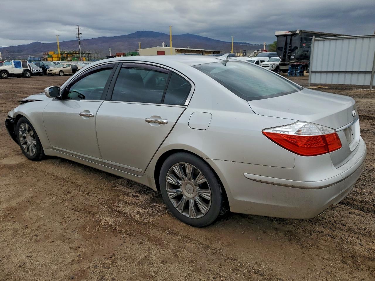 2009 HYUNDAI GENESIS 3.8L photo 2
