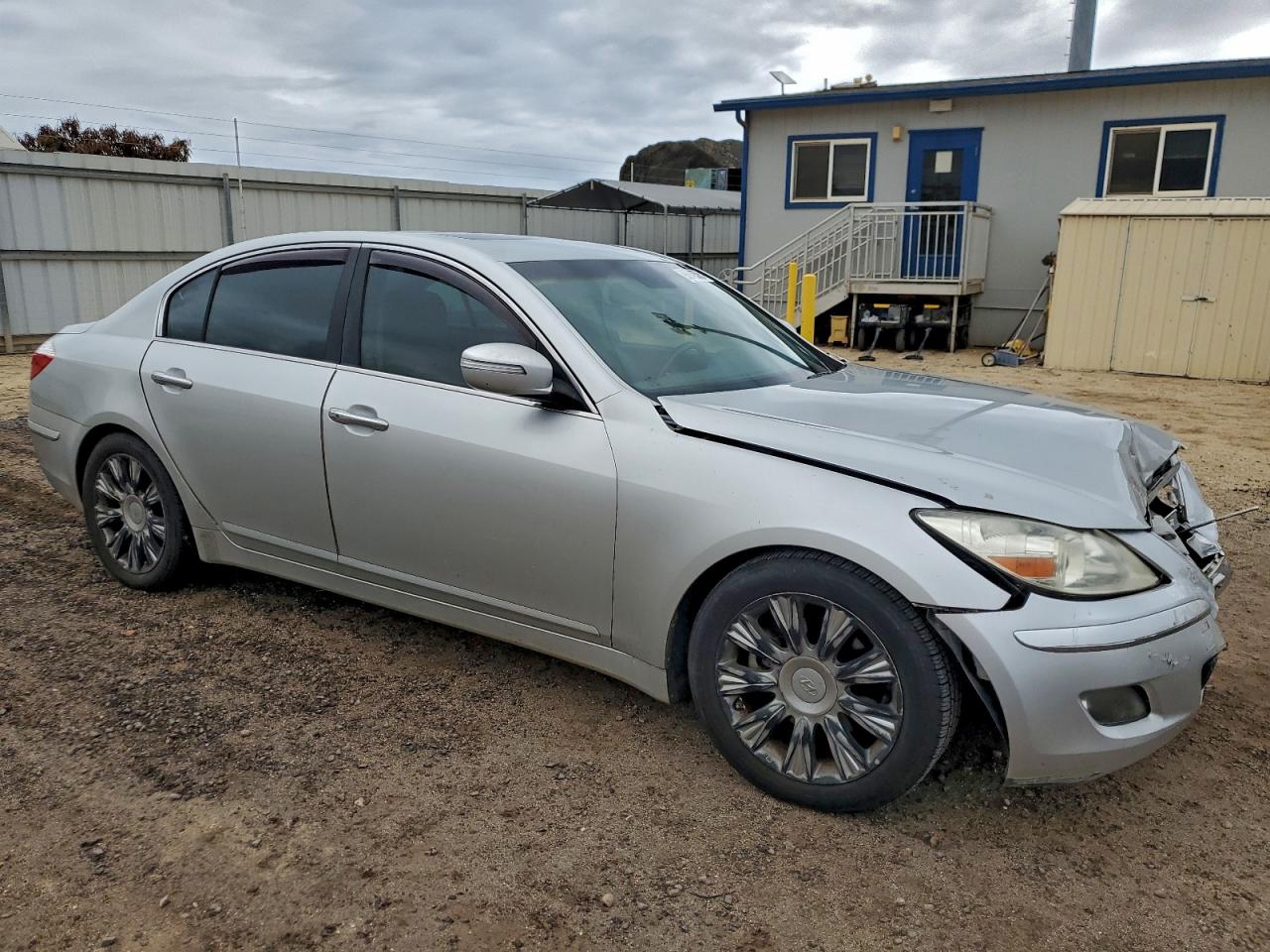 2009 HYUNDAI GENESIS 3.8L photo 4