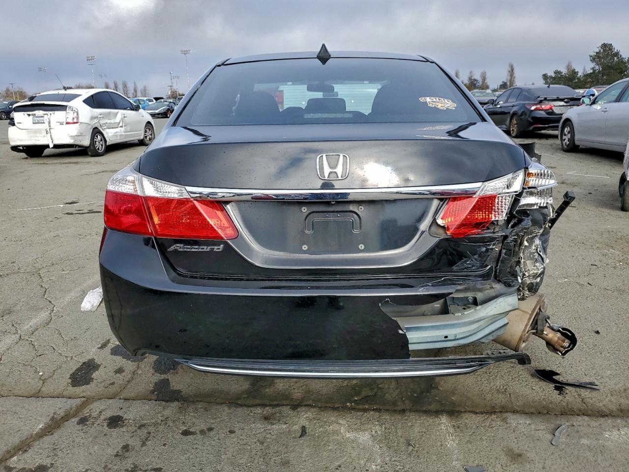2015 HONDA ACCORD LX photo 6