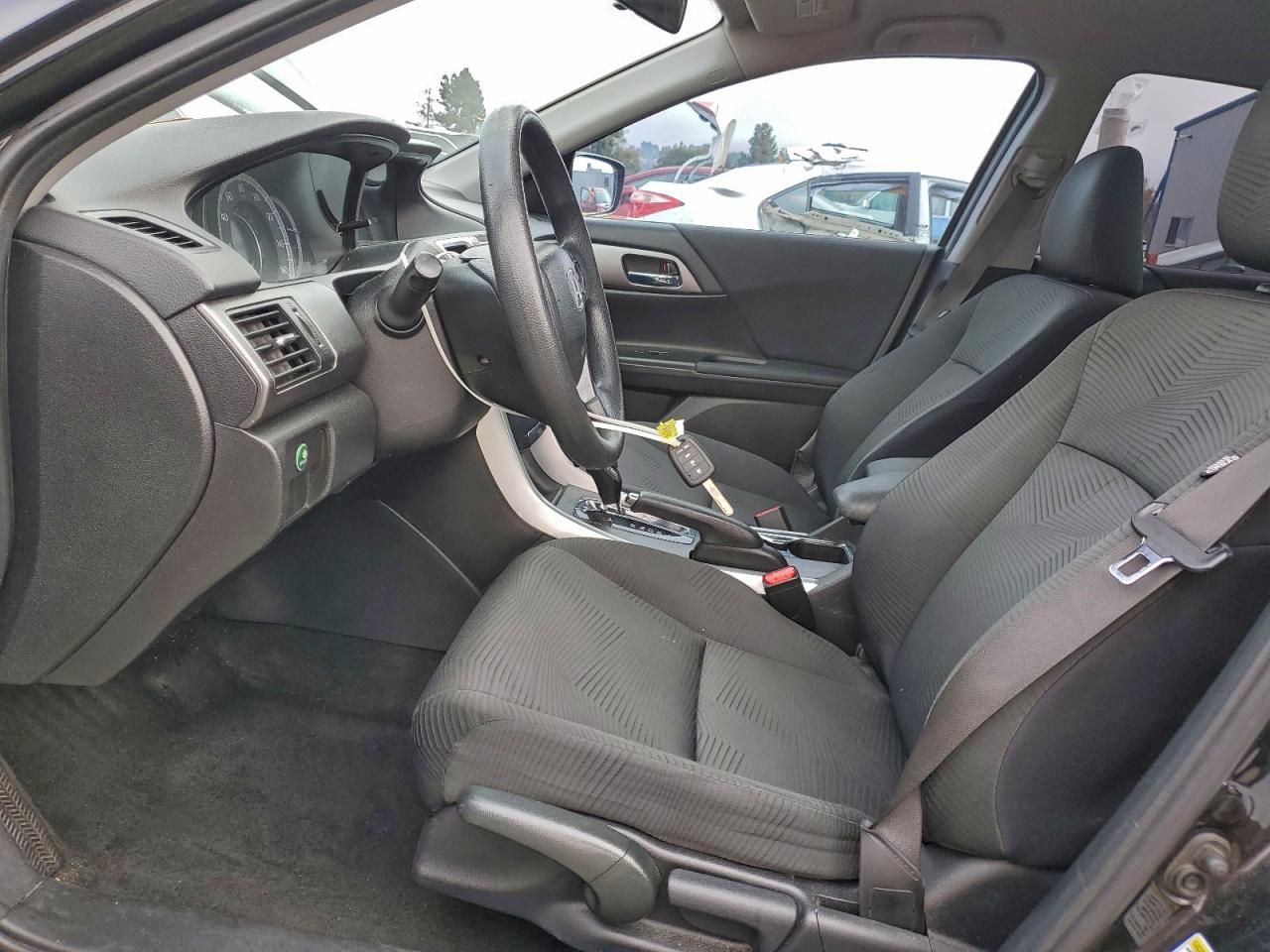 2015 HONDA ACCORD LX photo 7