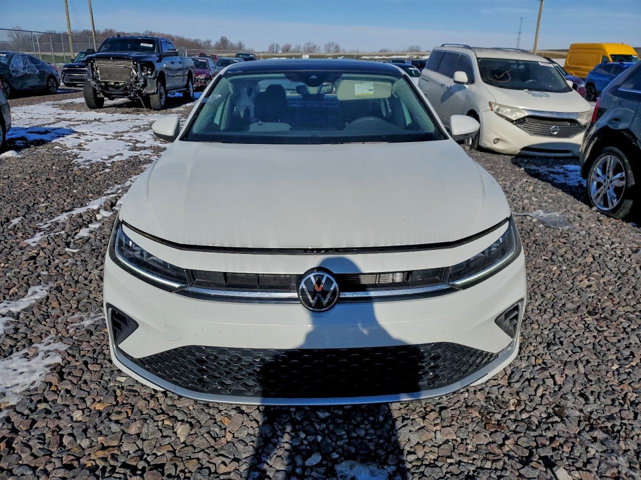 2025 VOLKSWAGEN JETTA SE photo 5