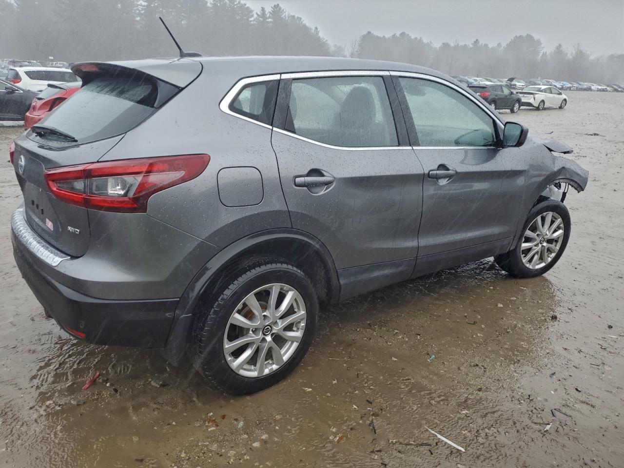 2020 NISSAN ROGUE SPORT S photo 3
