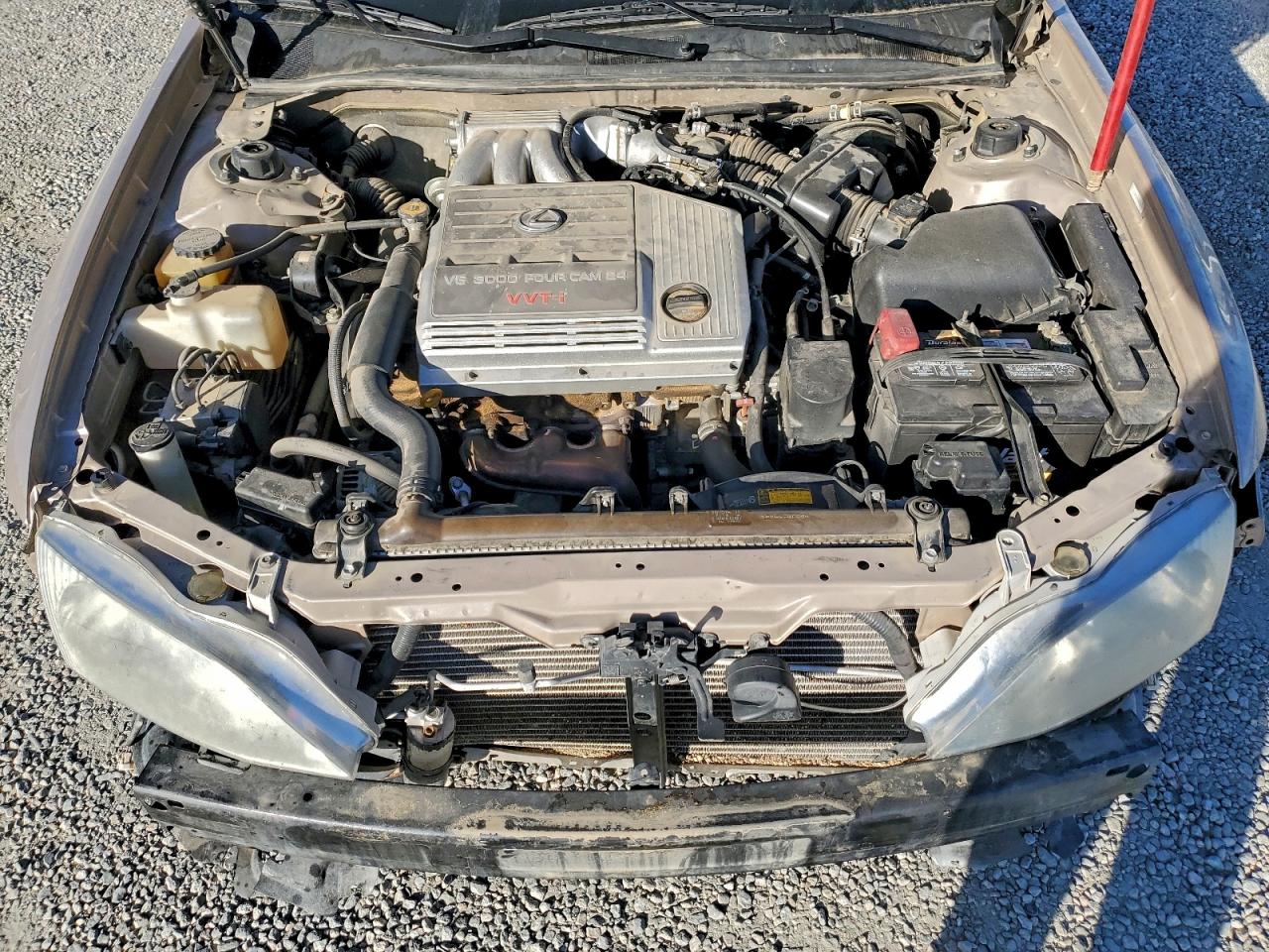 1999 LEXUS ES 300 photo 31