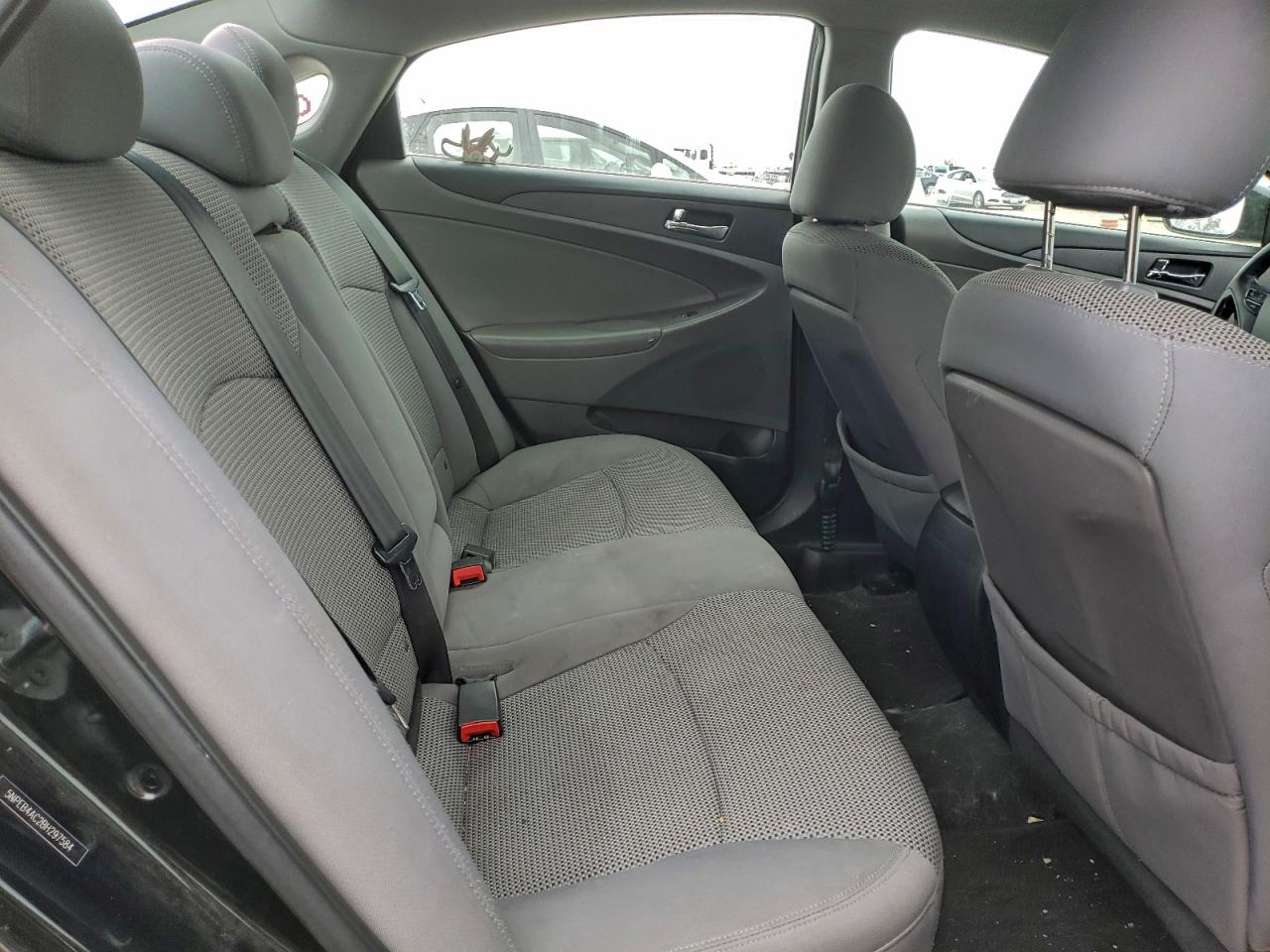 2011 HYUNDAI SONATA GLS photo 28