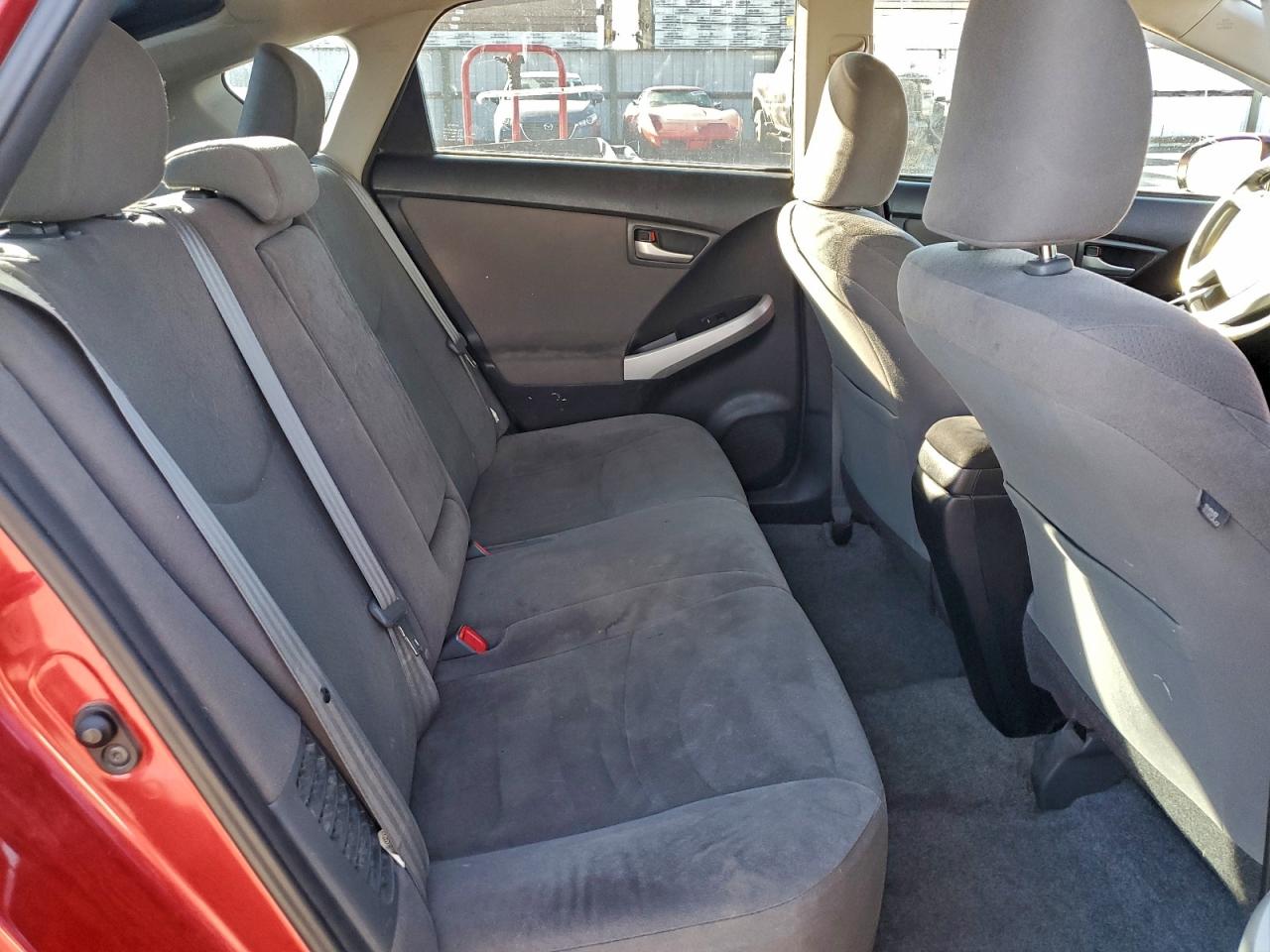 2014 TOYOTA PRIUS photo 10