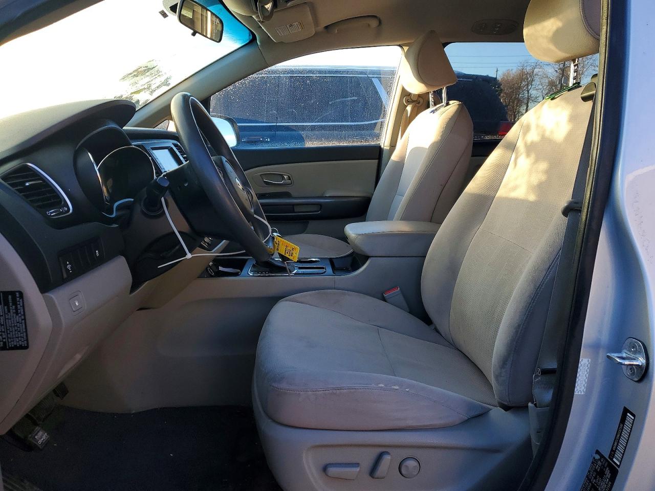 2019 KIA SEDONA LX photo 19