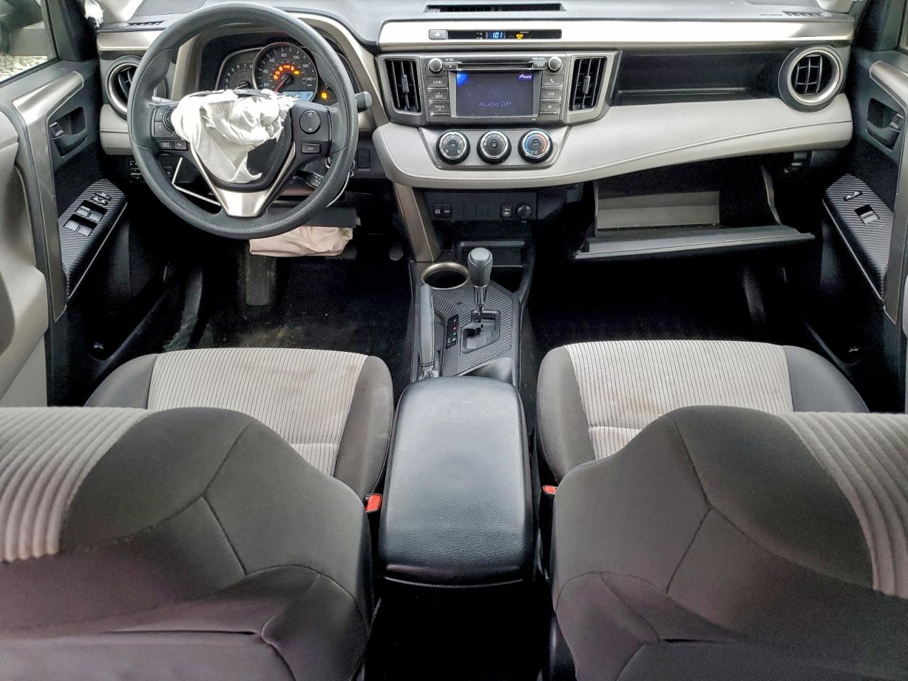2013 TOYOTA RAV4 LE photo 8