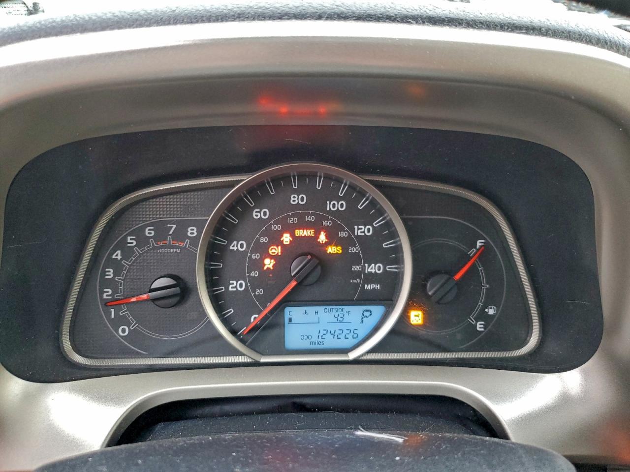 2013 TOYOTA RAV4 LE photo 9