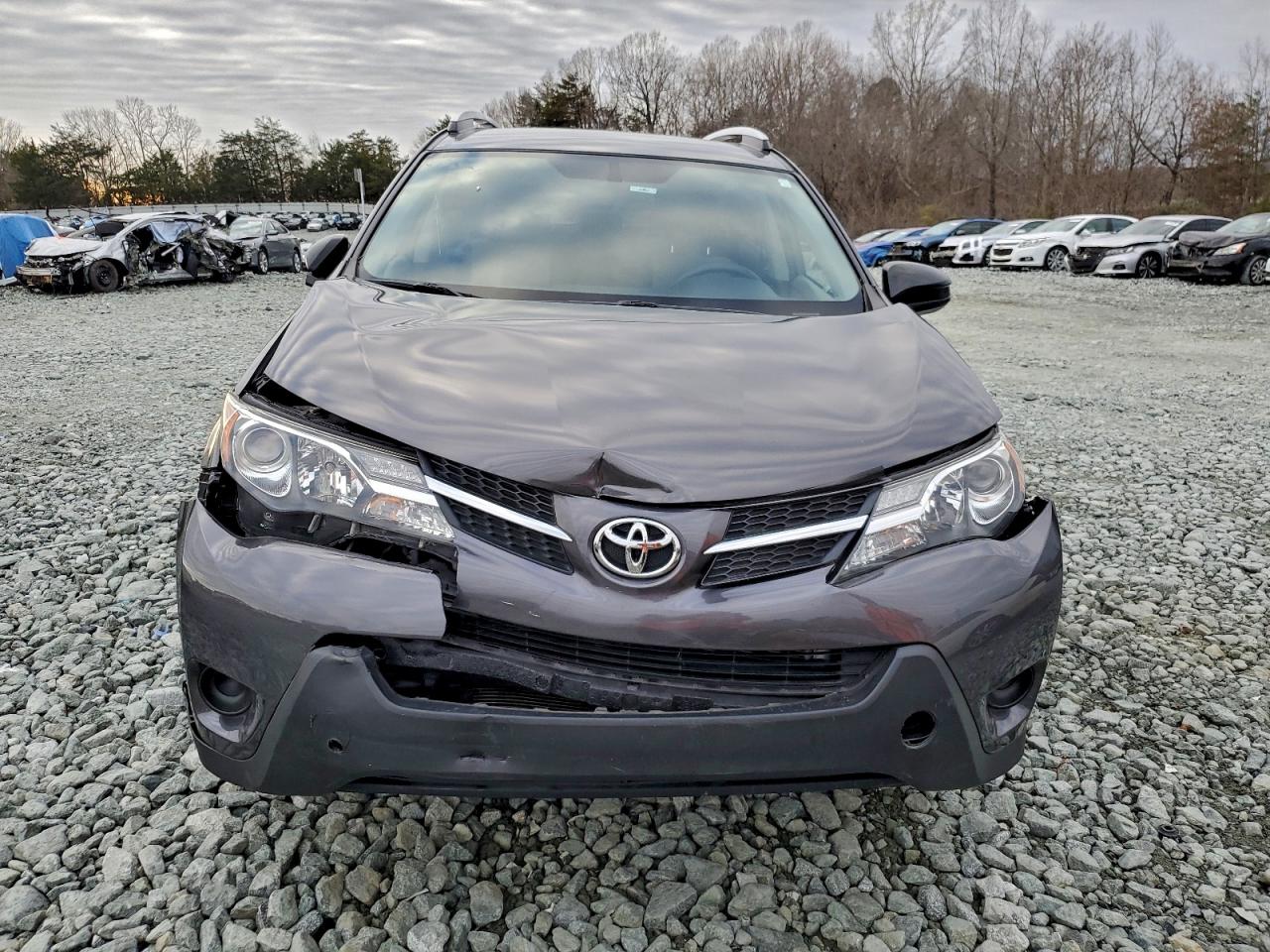 2013 TOYOTA RAV4 LE photo 5