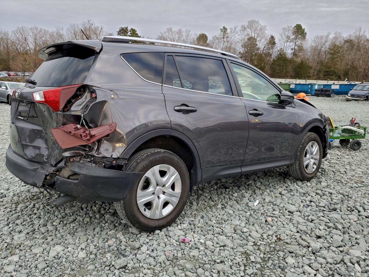 2013 TOYOTA RAV4 LE photo 3