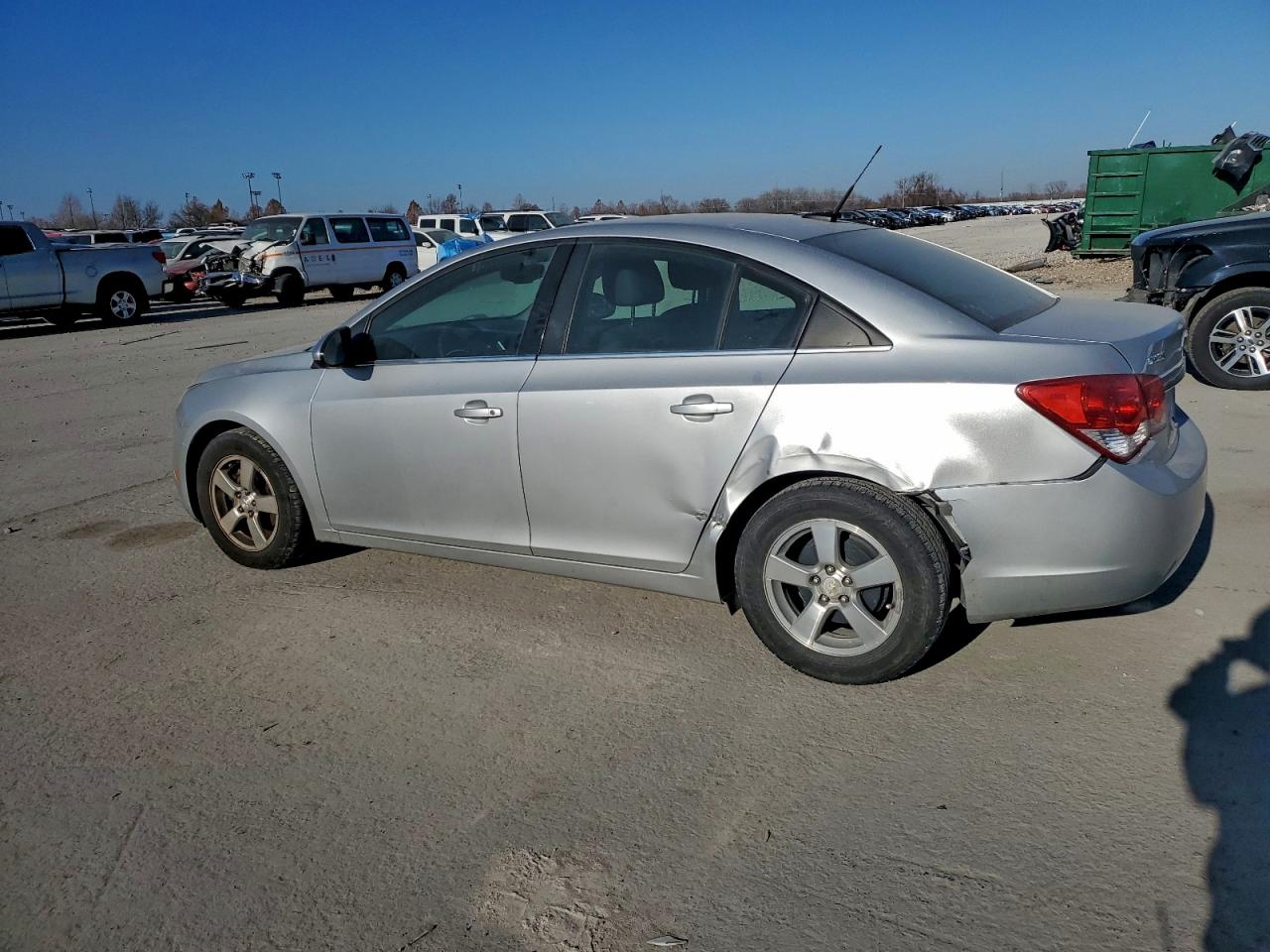 2014 CHEVROLET CRUZE LT photo 2