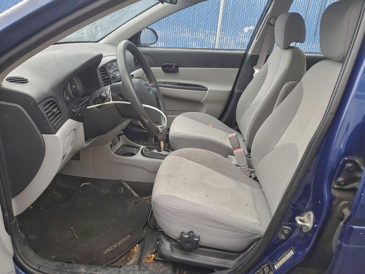 2009 HYUNDAI ACCENT GLS photo 13