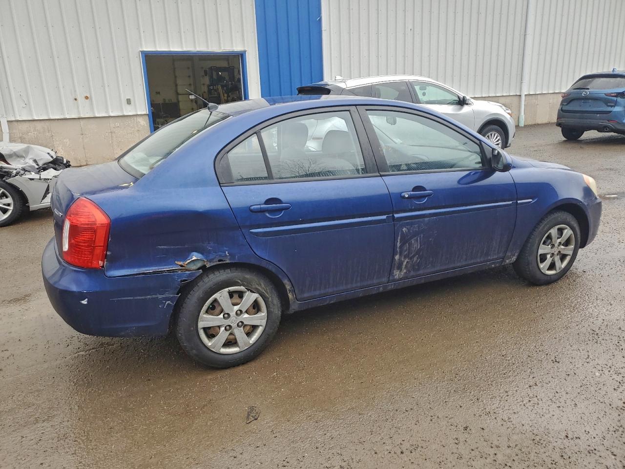 2009 HYUNDAI ACCENT GLS photo 5