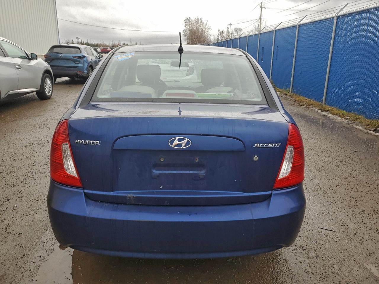 2009 HYUNDAI ACCENT GLS photo 11