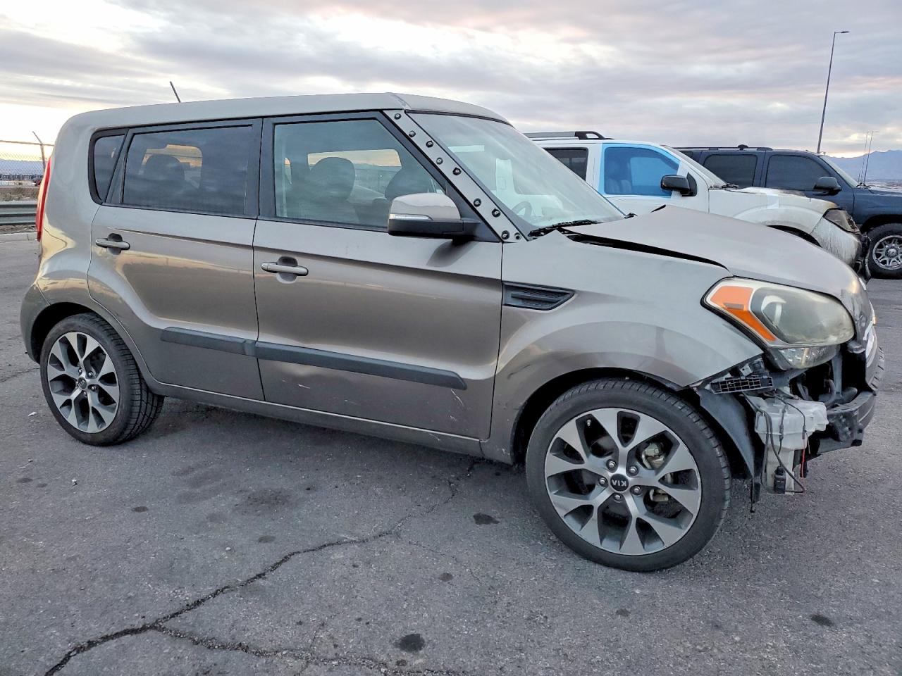2012 KIA SOUL + photo 7