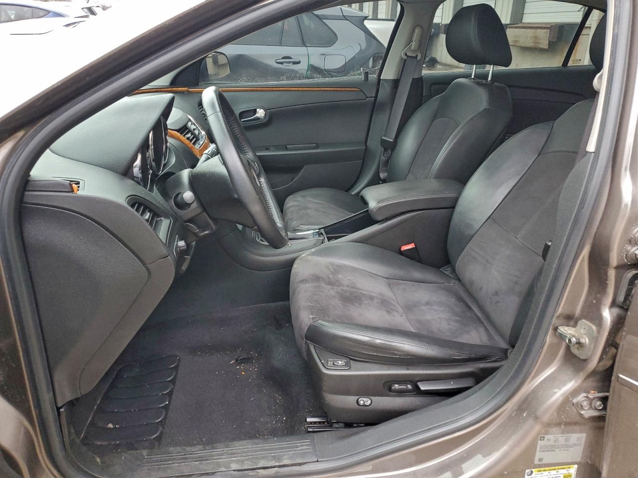 2011 CHEVROLET MALIBU 2LT photo 7