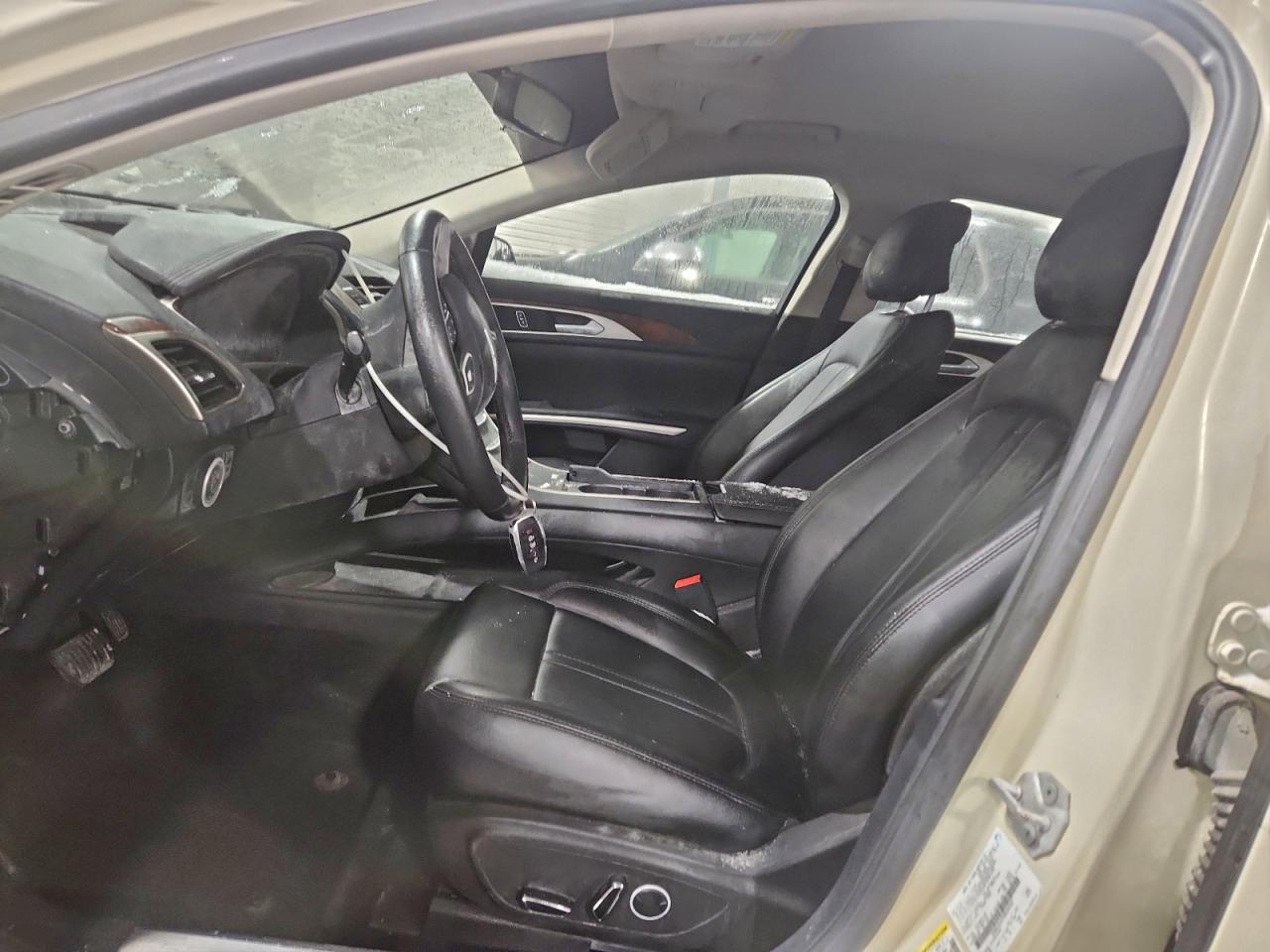 2016 LINCOLN MKZ HYBRID photo 13