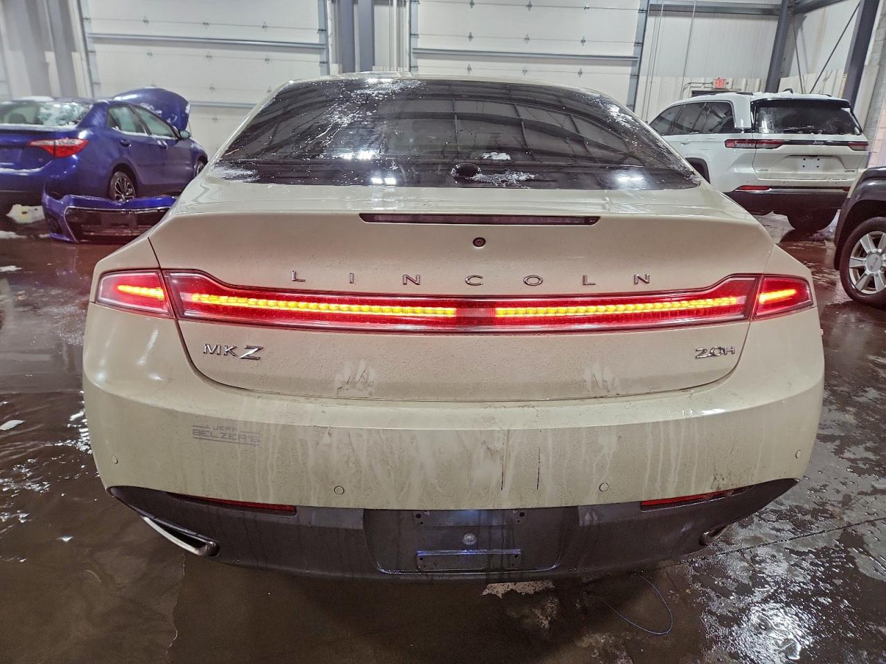 2016 LINCOLN MKZ HYBRID photo 11