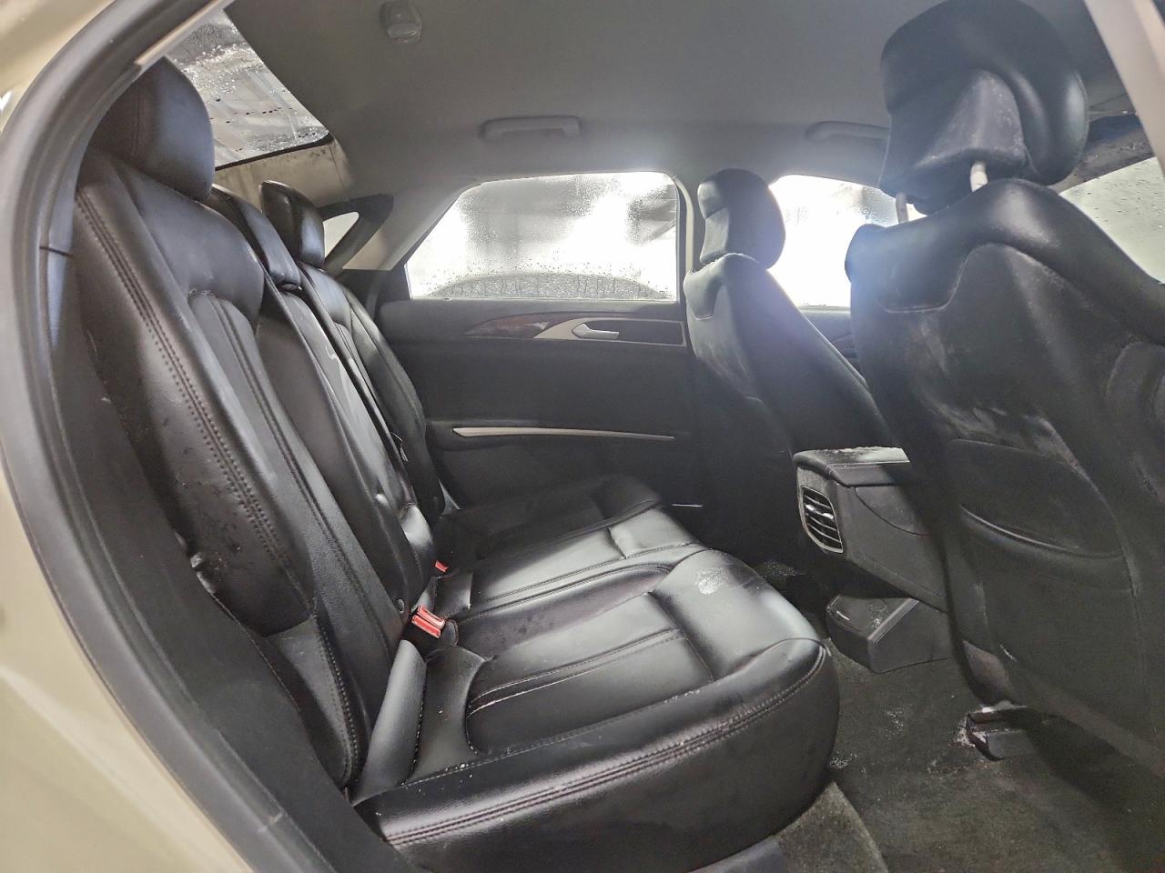 2016 LINCOLN MKZ HYBRID photo 19