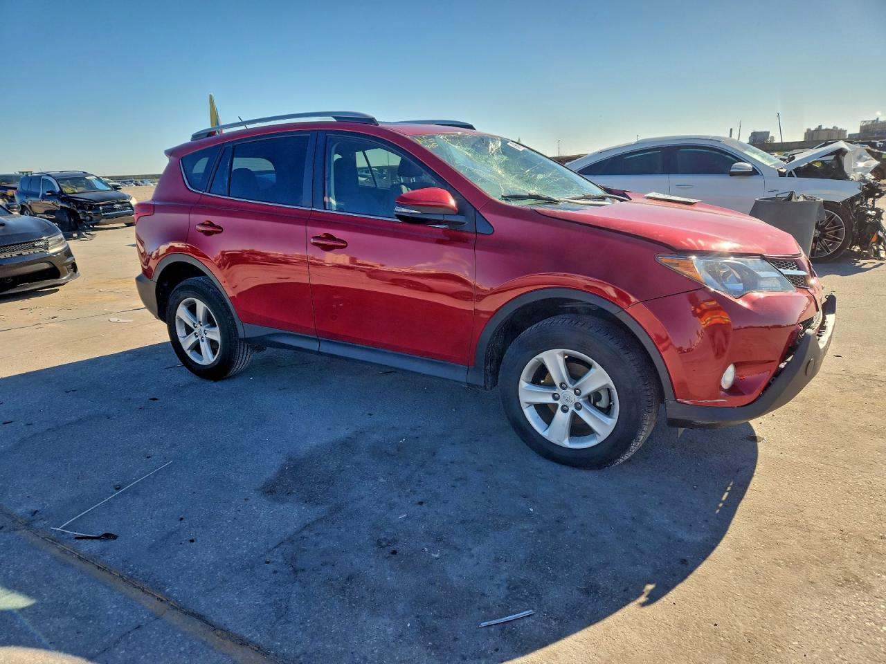 2014 TOYOTA RAV4 XLE photo 7