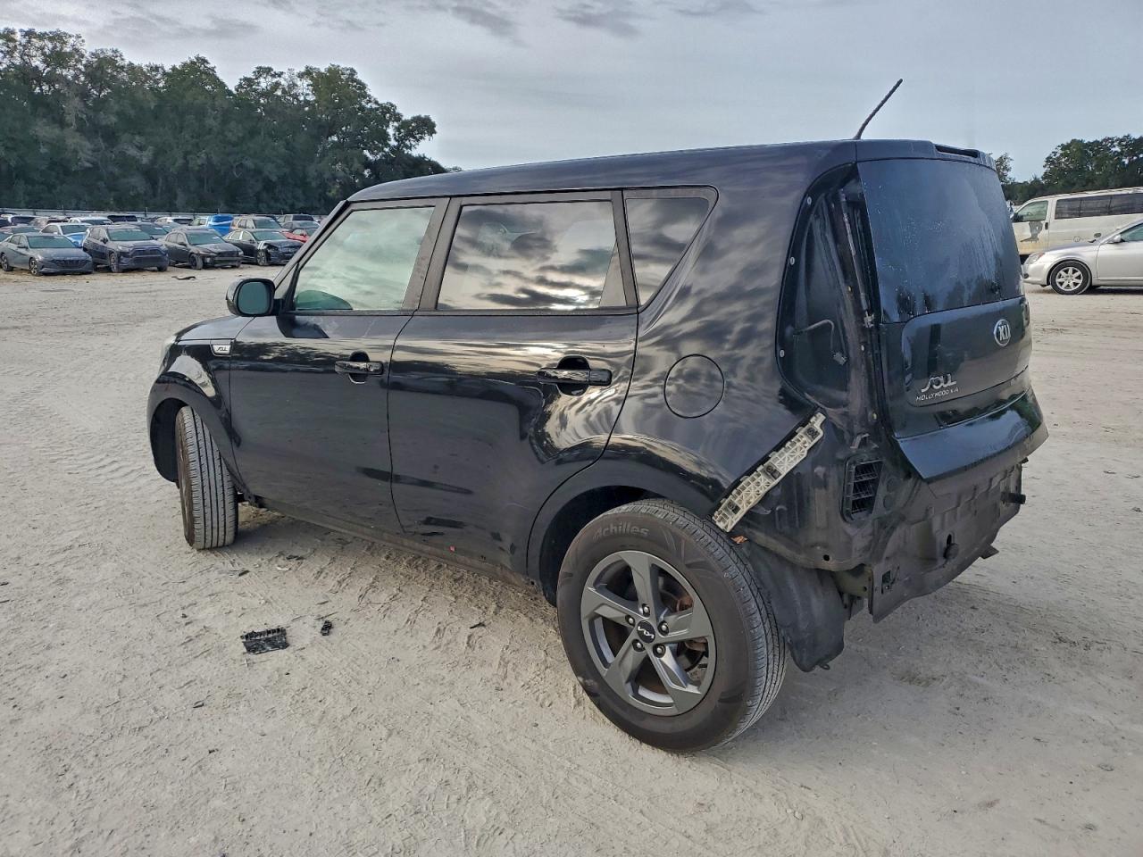 2016 KIA SOUL photo 2