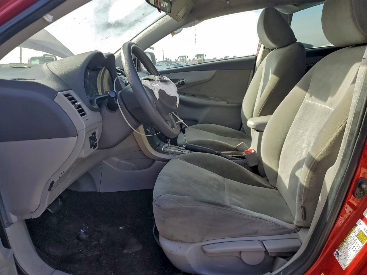 2010 TOYOTA COROLLA BASE photo 13