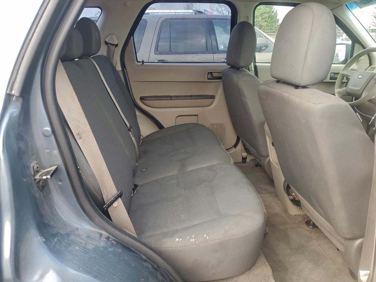 2010 FORD ESCAPE XLS photo 11