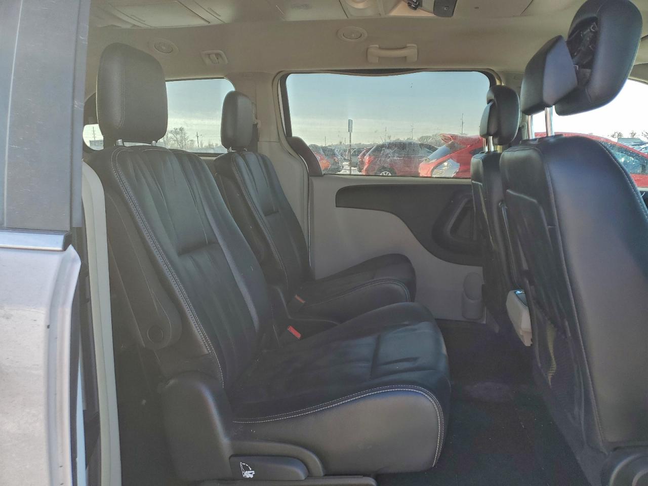 2015 CHRYSLER TOWN & COUNTRY TOURING photo 21