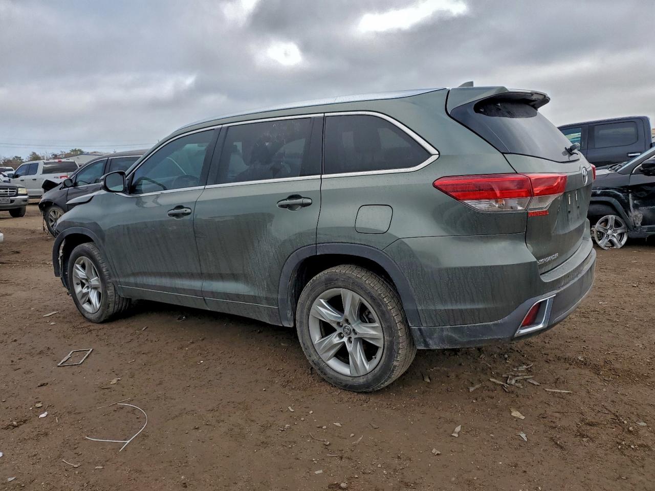 2019 TOYOTA HIGHLANDER LIMITED photo 3