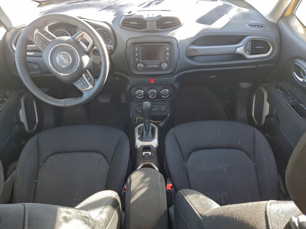 2017 JEEP RENEGADE SPORT photo 15