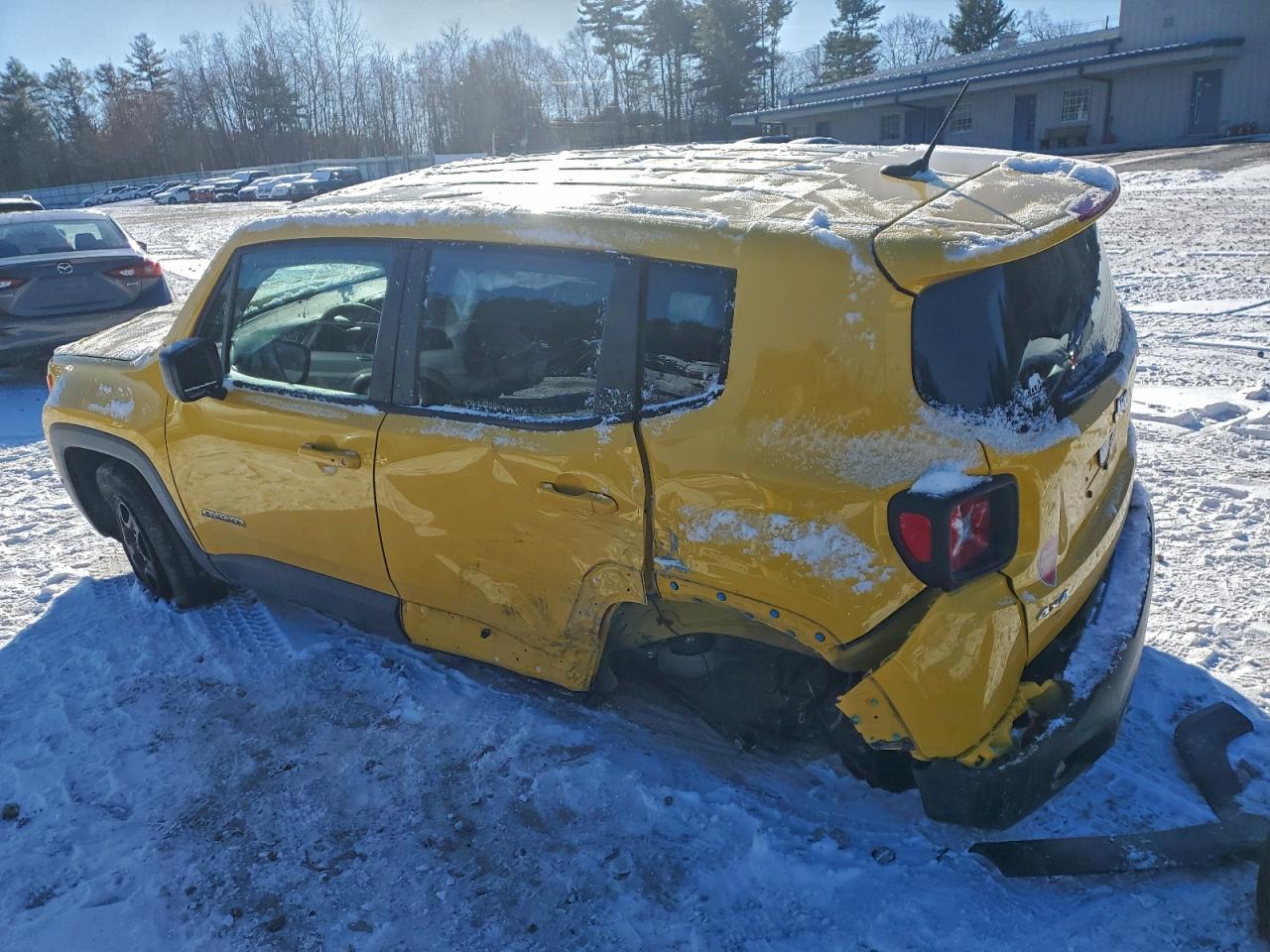 2017 JEEP RENEGADE SPORT photo 3