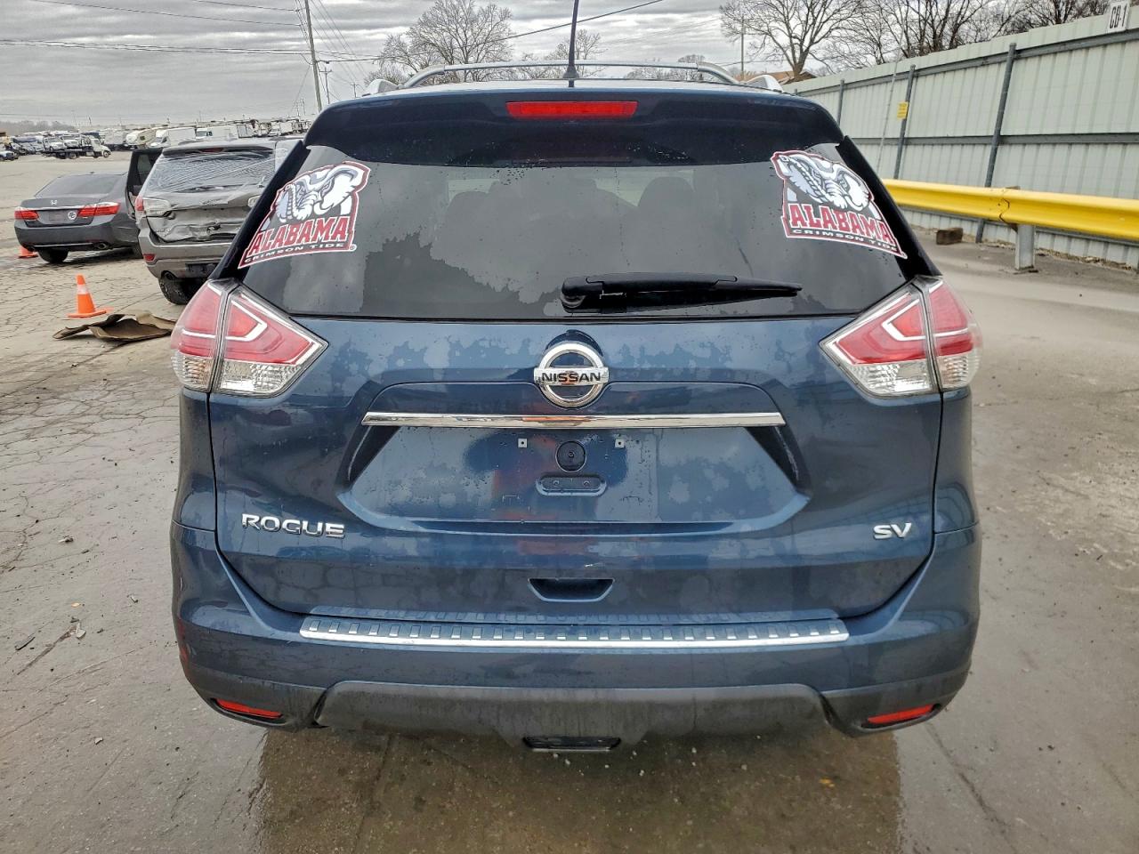 2016 NISSAN ROGUE S photo 6