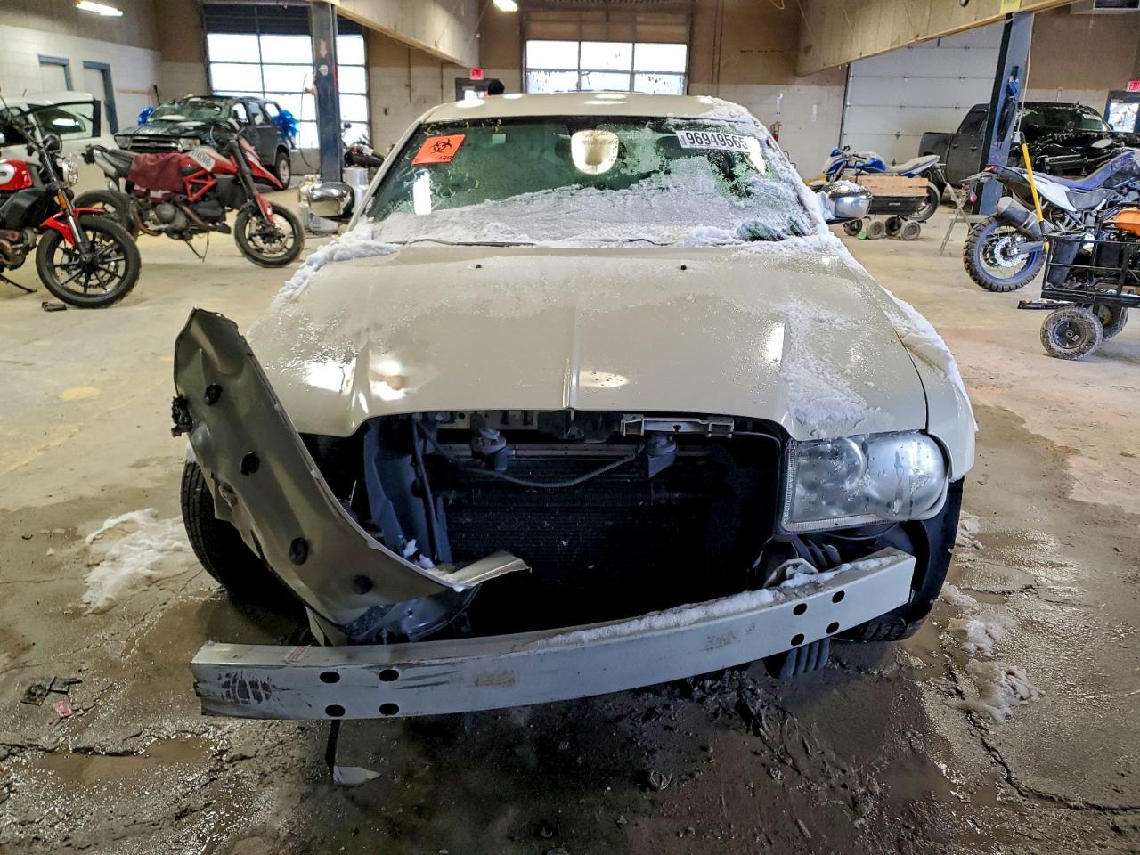 2006 CHRYSLER 300C photo 5