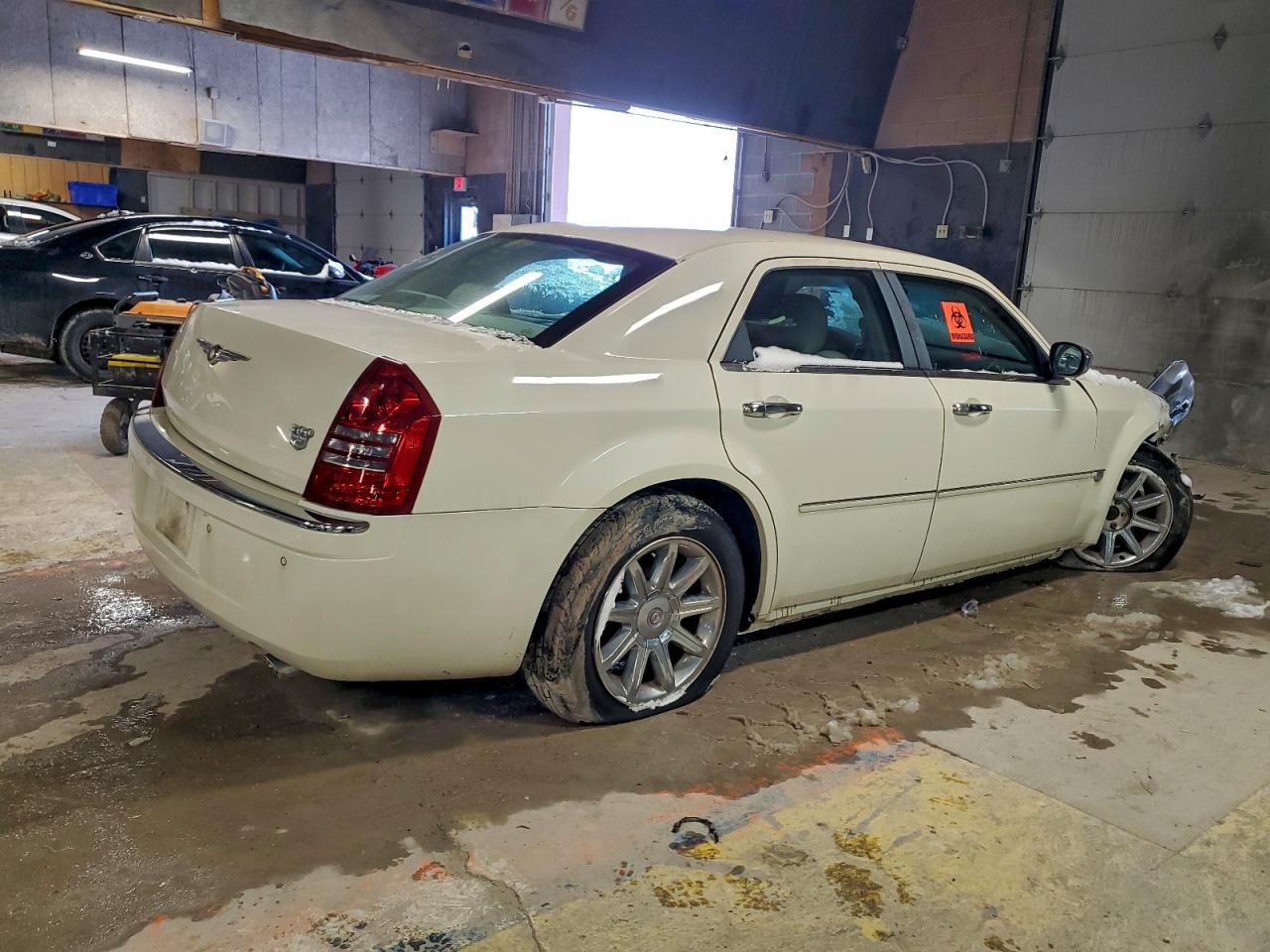 2006 CHRYSLER 300C photo 3