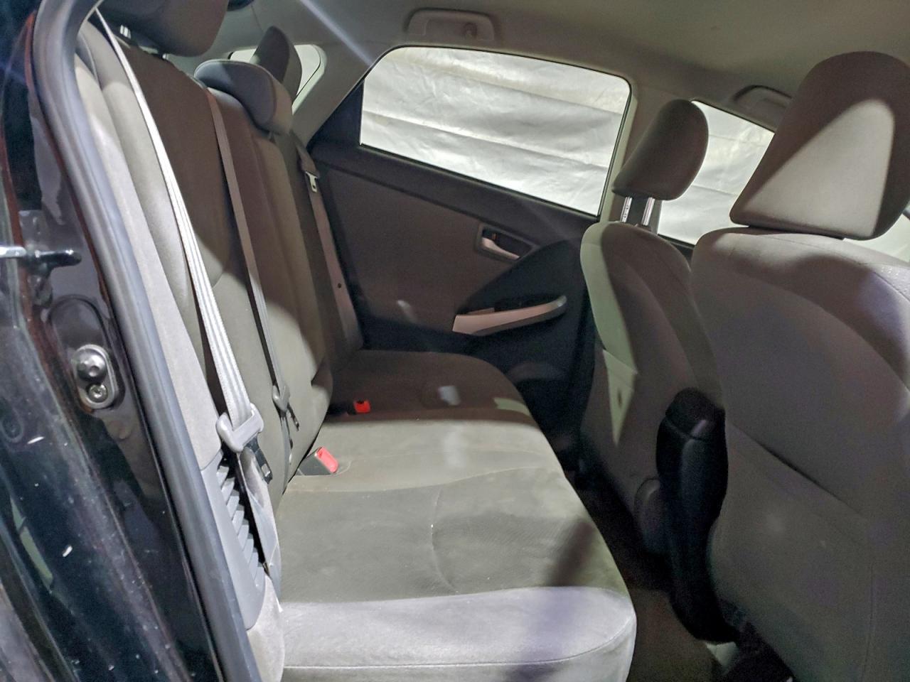 2013 TOYOTA PRIUS photo 19