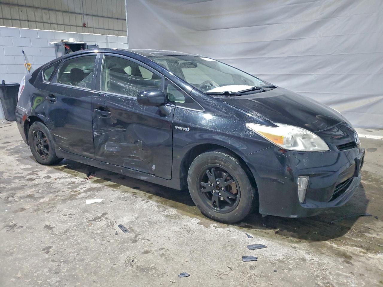 2013 TOYOTA PRIUS photo 7