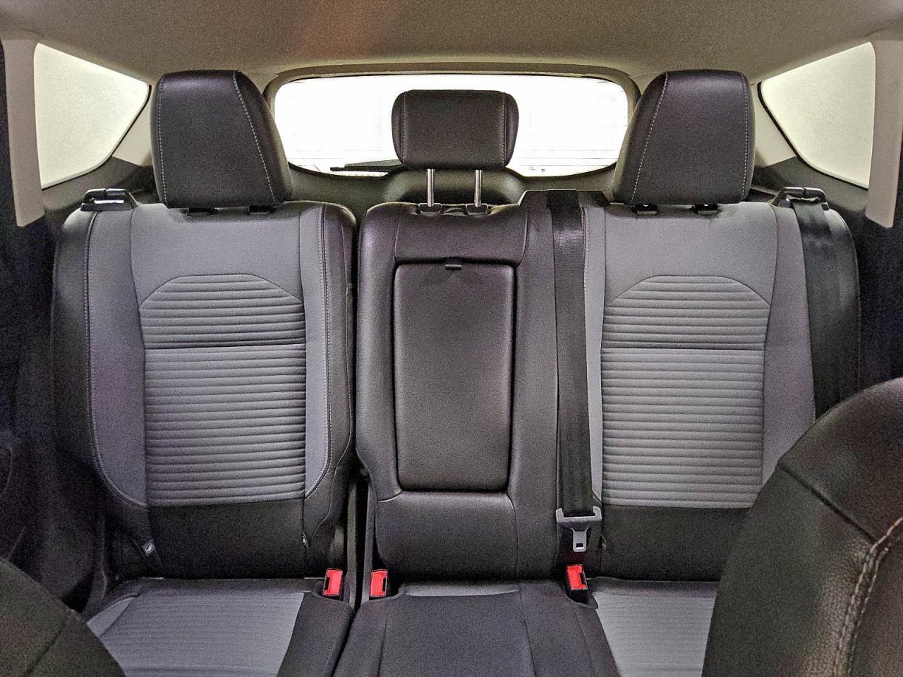 2018 FORD ESCAPE SE photo 28