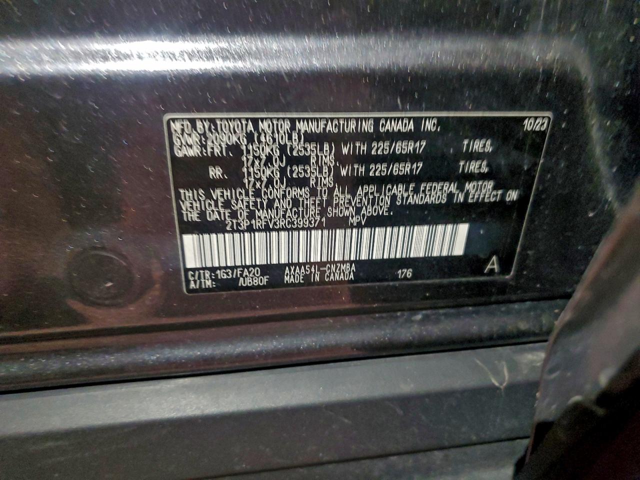 2024 TOYOTA RAV4 XLE photo 13