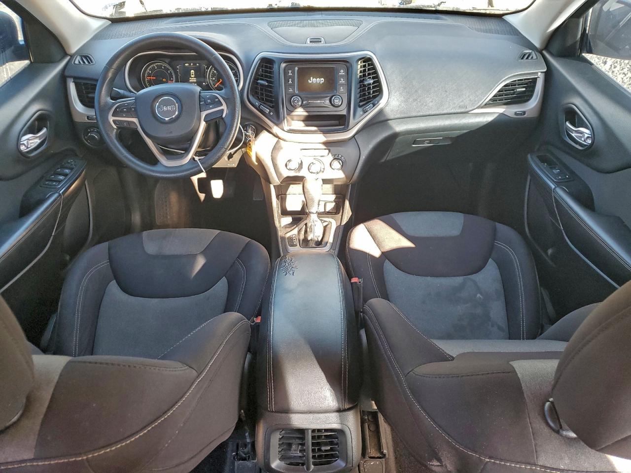 2015 JEEP CHEROKEE SPORT photo 15