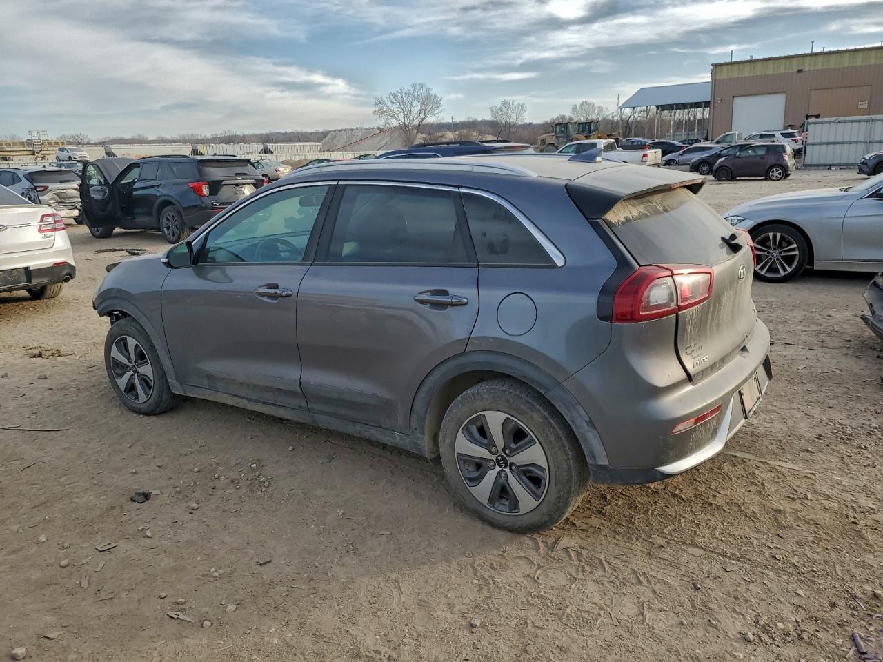 2017 KIA NIRO EX photo 4