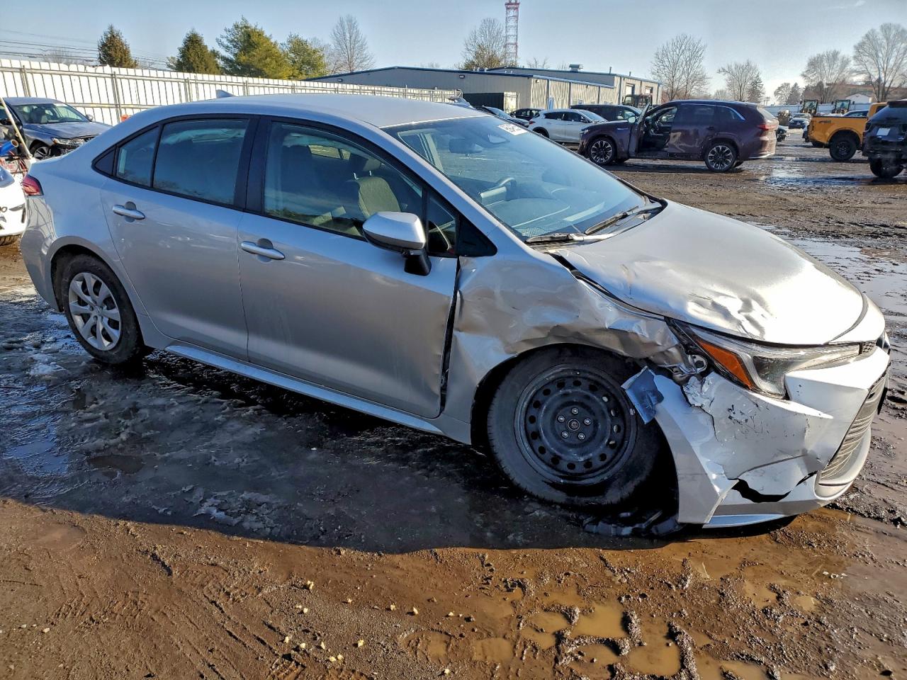 2025 TOYOTA COROLLA LE photo 4