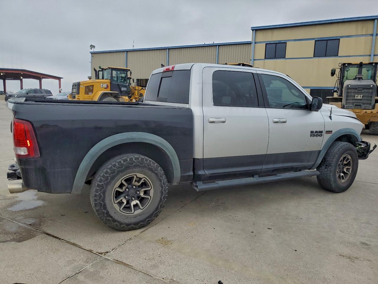 2017 RAM 1500 REBEL photo 3