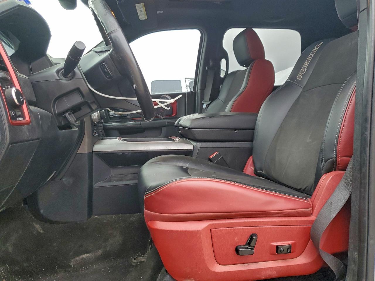 2017 RAM 1500 REBEL photo 7