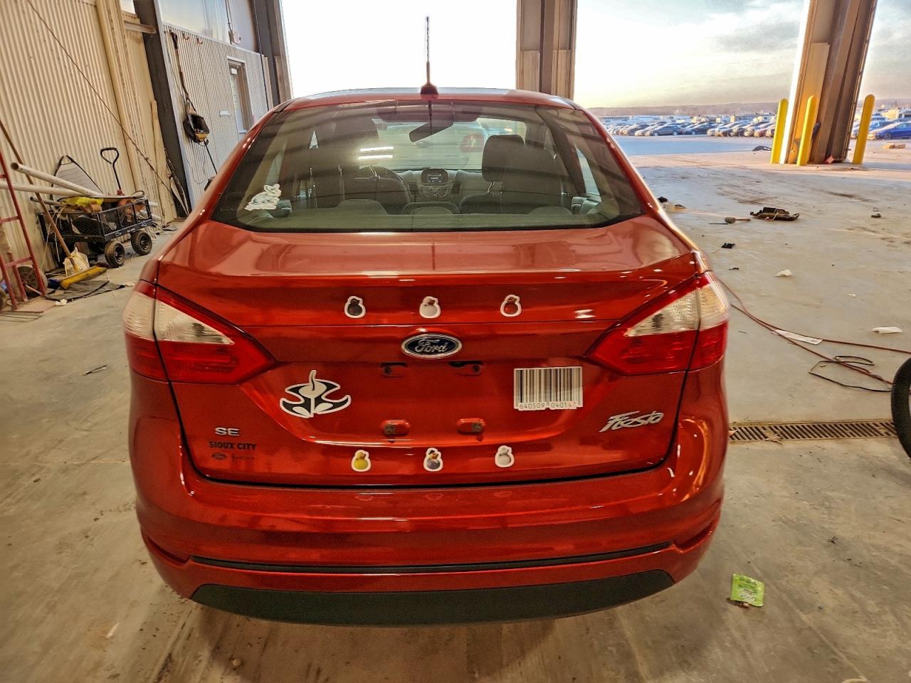 2018 FORD FIESTA SE photo 6