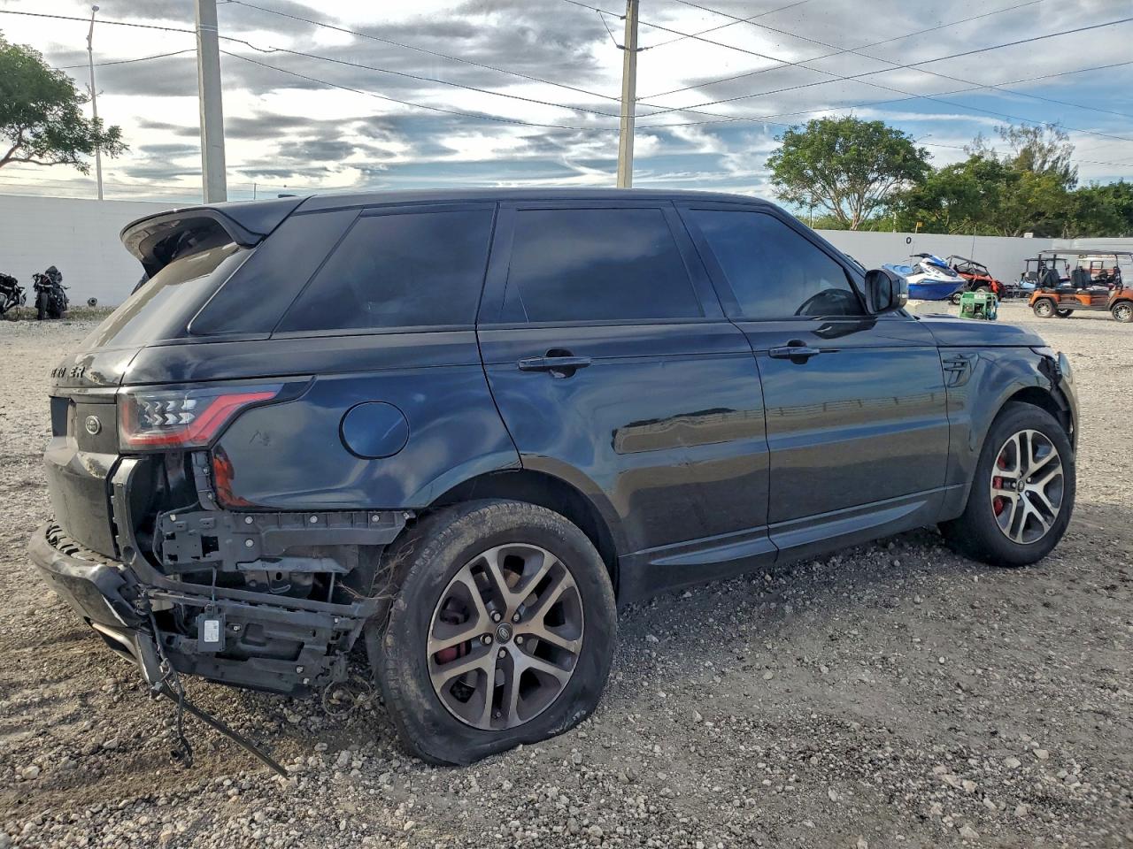 2021 LAND ROVER RANGE ROVER SPORT HSE DYNAMIC photo 3