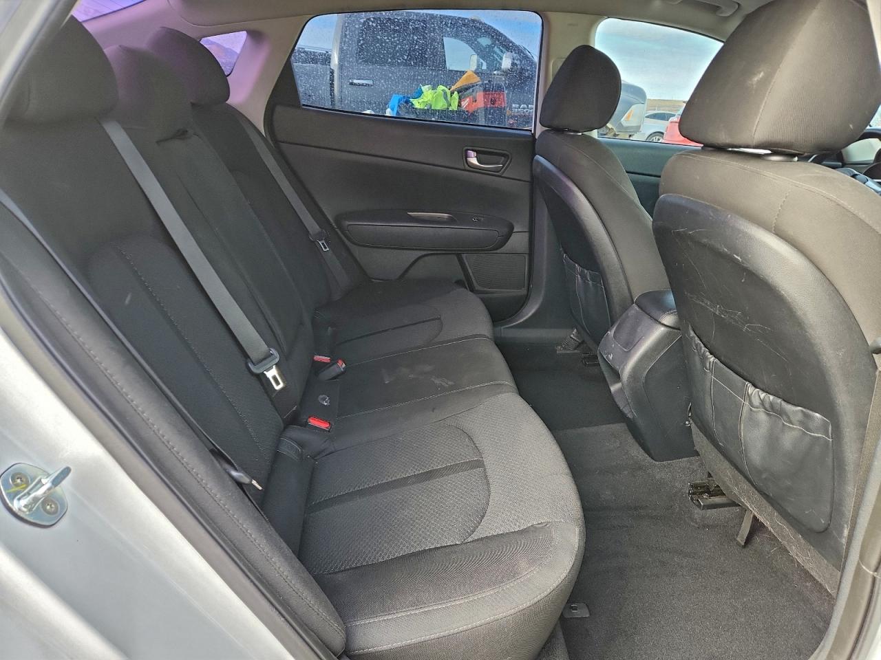 2016 KIA OPTIMA LX photo 28