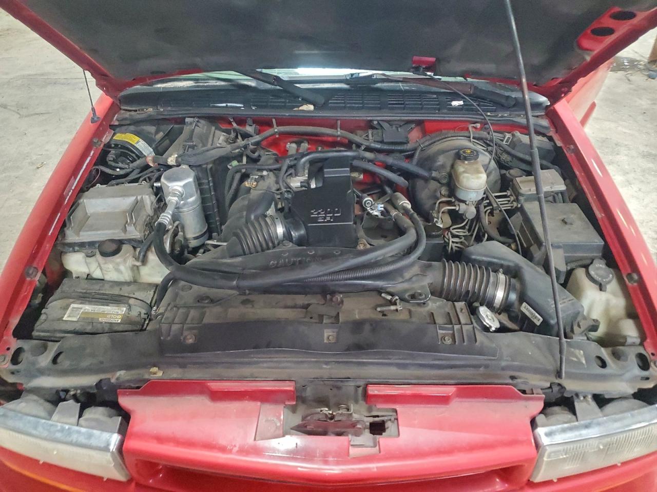 2000 CHEVROLET S TRUCK S10 photo 11