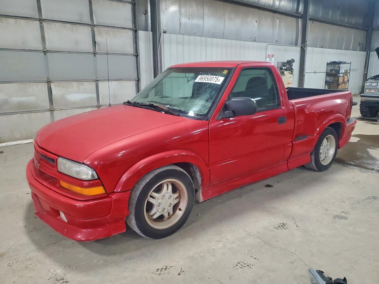 2000 CHEVROLET S TRUCK