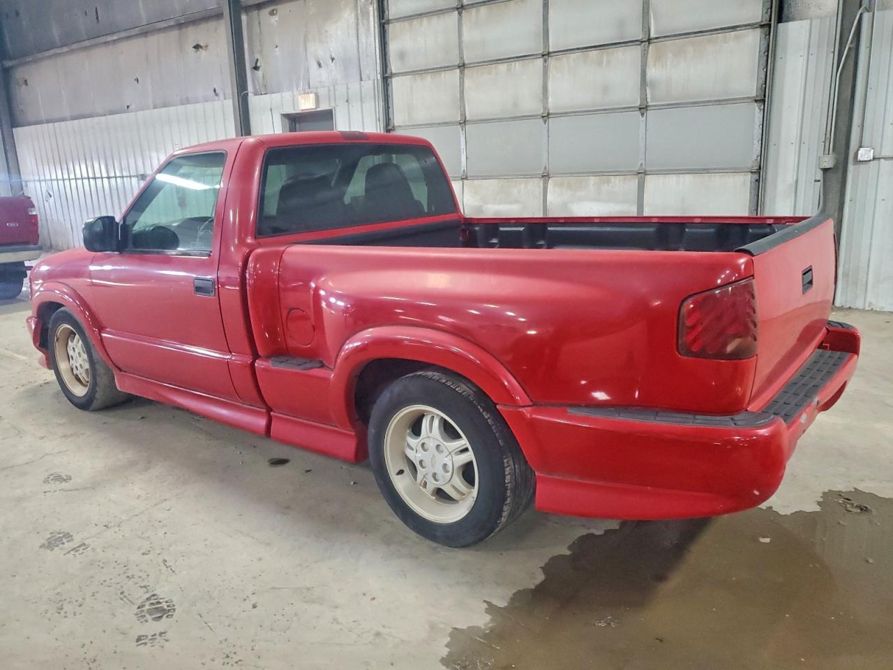 2000 CHEVROLET S TRUCK S10 photo 2